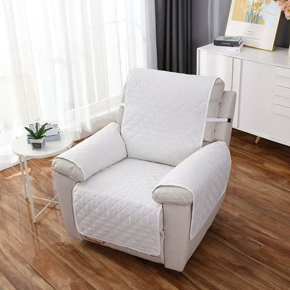 Protection canapé blanc vide sur fauteuil d'appoint ou inclinable blanc 