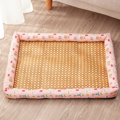Tapis rafraichissant Chien rose vide sur plancher bois